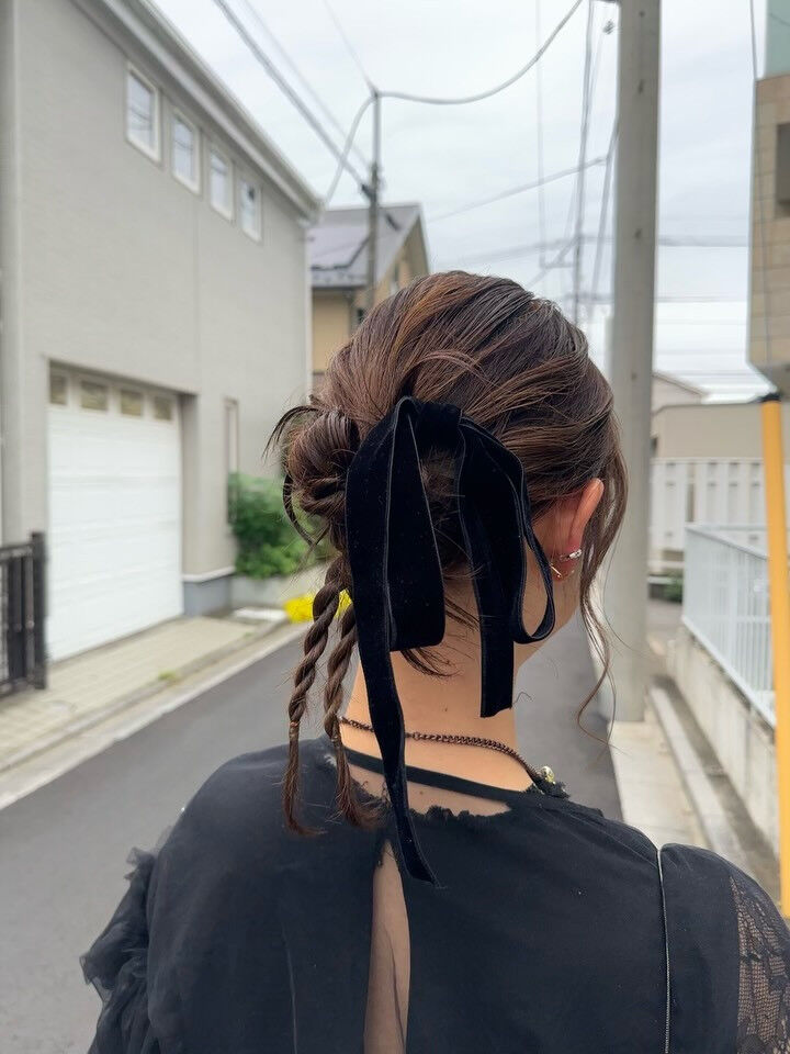 結婚式のお呼ばれヘア𓂃𓈒𓏸